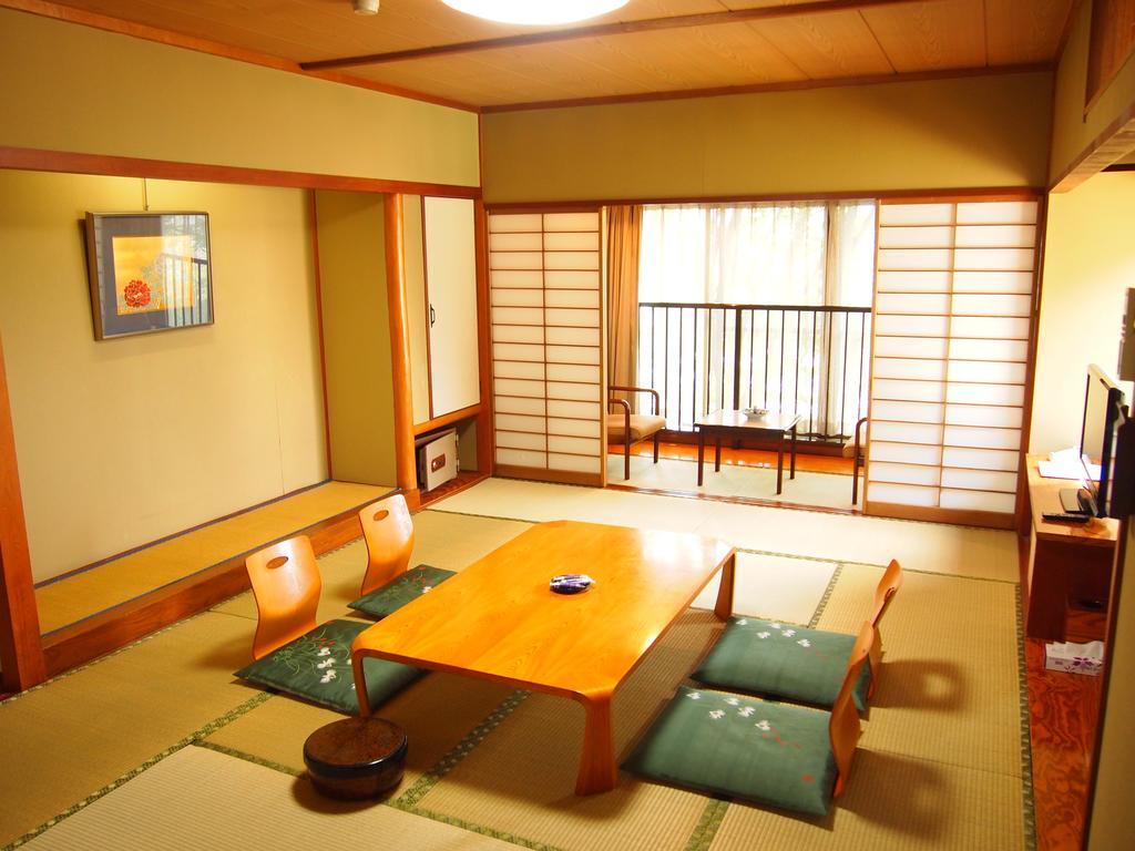 Hotel Ukai Fuefuki Room photo